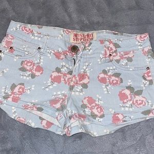 Floral print jean shorts. Size 3